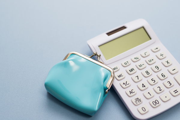 張替え業者の選び方のポイントや張替えるタイミングや値段の相場について